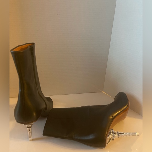 Vetements SS19 Upside down Eiffel Tower heeled boot in black sz 39 - Picture 6 of 10